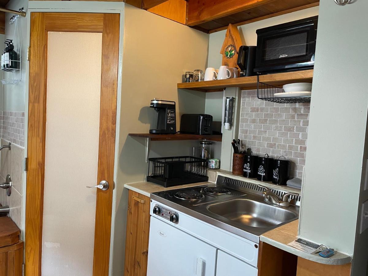 Luna Bed & Breakfast แกรนด์ฟอร์คส์ ภายนอก รูปภาพ